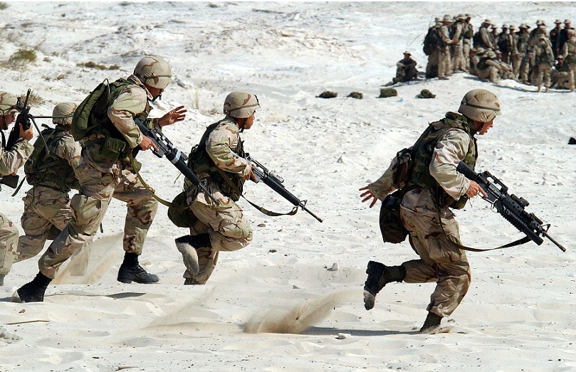 soldiers-1002_1920